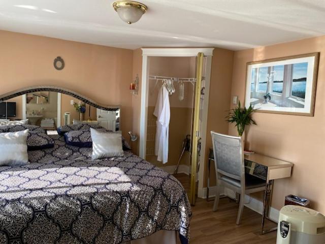 Ocean Breeze Executive Bed And Breakfast North Vancouver Bagian luar foto