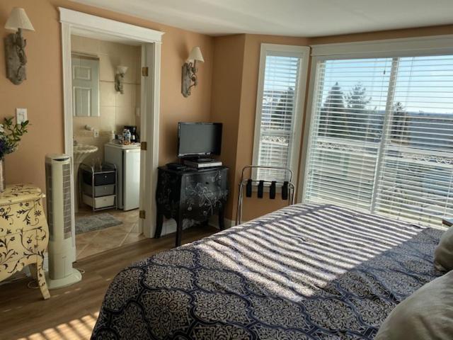 Ocean Breeze Executive Bed And Breakfast North Vancouver Bagian luar foto