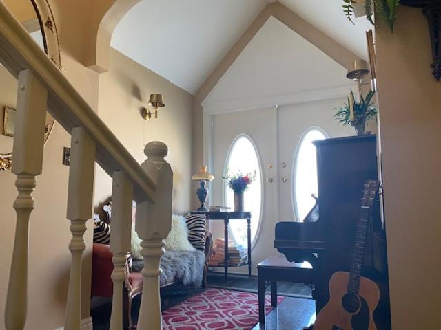 Ocean Breeze Executive Bed And Breakfast North Vancouver Bagian luar foto